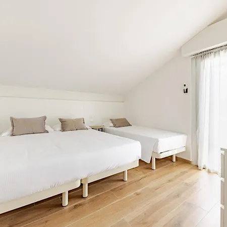 Guerrazzi - 5 Bedrooms, 5 Bathrooms, Private Parking - P R A T U R E C C I Group