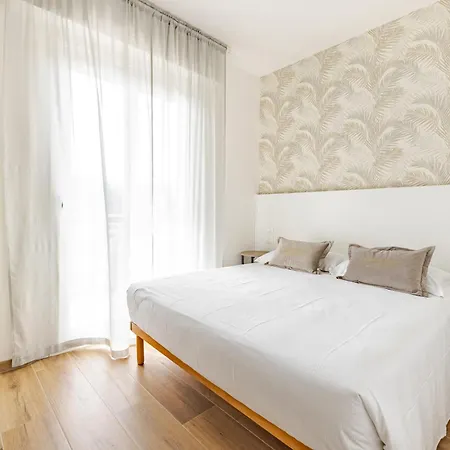 Guerrazzi - 5 Bedrooms, 5 Bathrooms, Private Parking - P R A T U R E C C I Group *