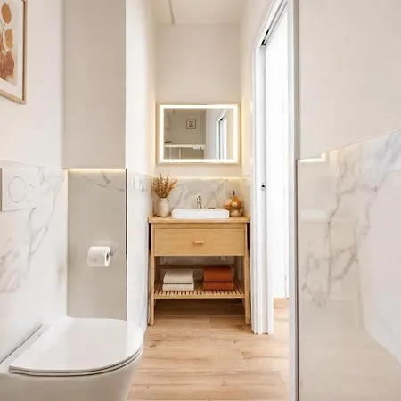 Guerrazzi - 5 Bedrooms, 5 Bathrooms, Private Parking - P R A T U R E C C I Group * Riccione