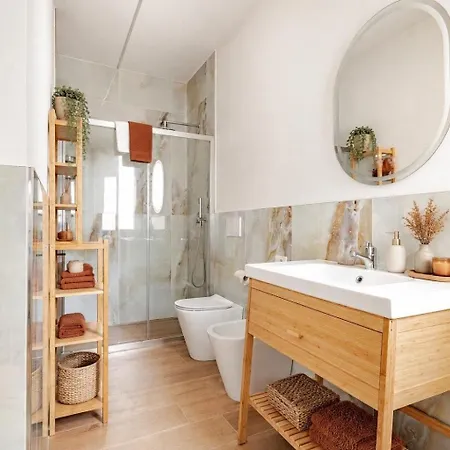 Guerrazzi - 5 Bedrooms, 5 Bathrooms, Private Parking - P R A T U R E C C I Group * Riccione