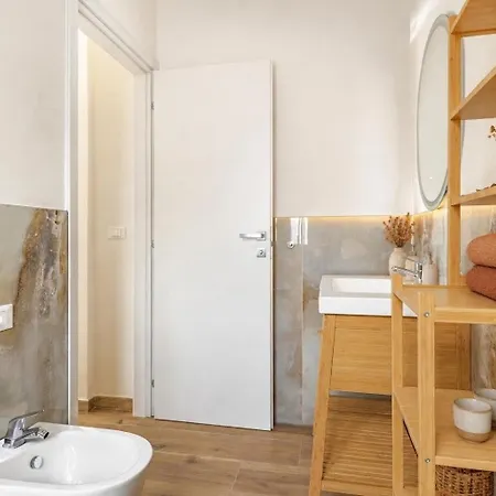 Guerrazzi - 5 Bedrooms, 5 Bathrooms, Private Parking - P R A T U R E C C I Group * Riccione